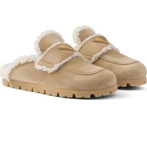 Women's Tan Shearling Slip-On Shoes